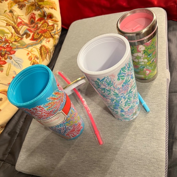 3 Lilly Pulitzer Tumblers - Picture 10 of 10